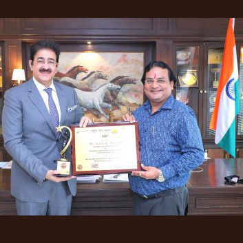 ff2c7d7b-09ce-4b52-a70f-390328621978