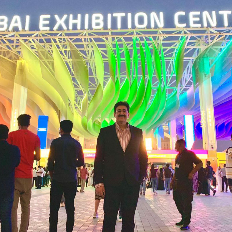 East Meets West at Dubai-Sandeep Marwah bf703581-3d99-458d-b772-d49d32512af4