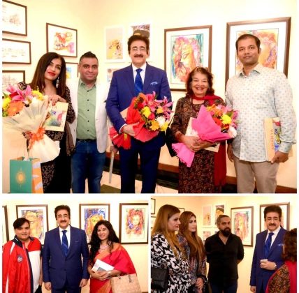 Sandeep Marwah Inaugurated Painting Exhibition at Habitat Centre img_3807