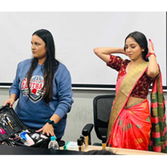 Makeup Maestro Sonali Gupta Enlightens Students at the 16th Global Film Festival Noida picture-1-2