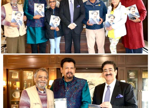 Sandeep Marwah Launches New Books by Indian-Origin Foreign Nationals 422893944_409040905116215_4157906871835479171_n