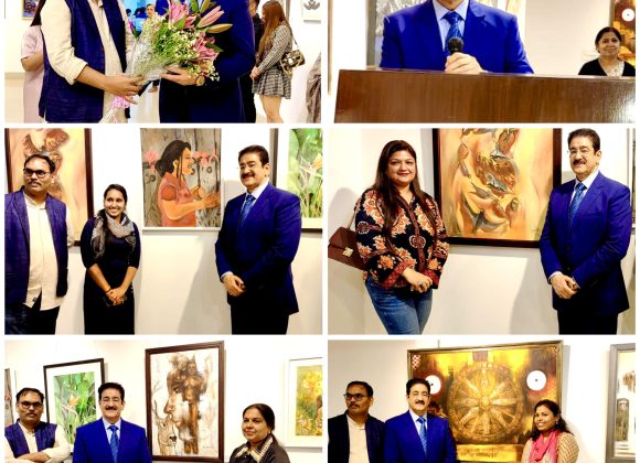 Sandeep Marwah Inaugurates Vibrant Group Show Celebrating Women Artists by Vimla Art Forum 431623100_10159163250501065_749241152806792852_n