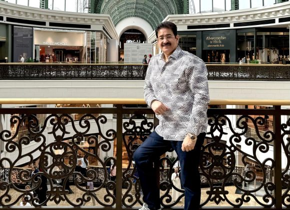Strengthening Indo-UAE Cultural Relations Through Sandeep Marwah’s Visit 440933001_10235441268032045_6784026592034465077_n