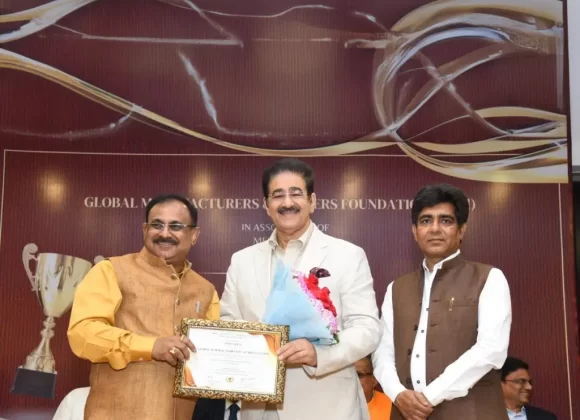 Global Manufacturers and Traders Foundation Honors Sandeep Marwah Traders Foundation Honors Sandeep Marwah