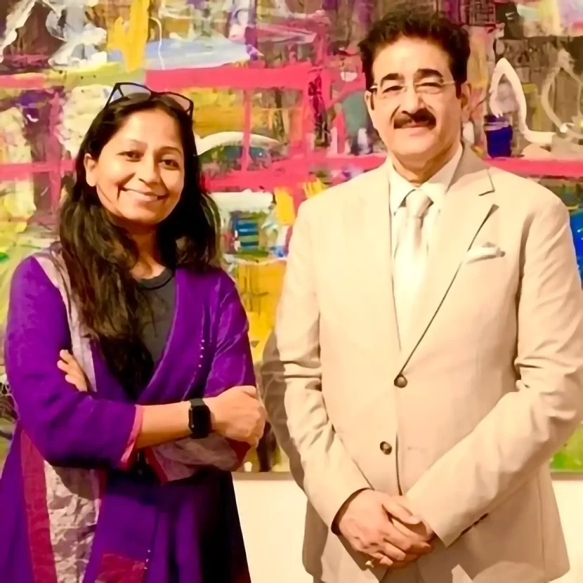 Sandeep Marwah Appreciated Paintings of Nupur Jha from Dubai thumbnail_img_7591