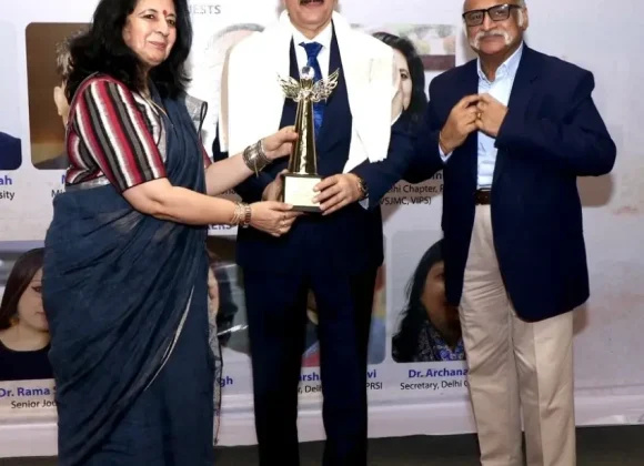 Dr. Sandeep Marwah Honored by Delhi Chapter of Public Relations Society of India thumbnail_img_5125