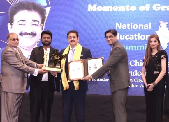 Sandeep Marwah Addresses Educators at National Education Summit thumbnail_9d1b8411-b4ca-4658-9e2f-c89738bf378f-1