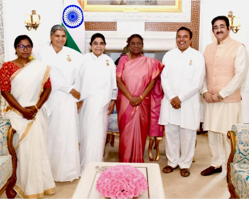 President of India Receives First Copy of Inspiring Feature Film “Maha Mahim Didiji” thumbnail_img_8810