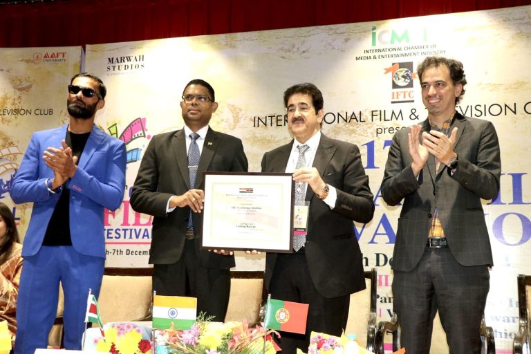 H.E. Arunkoemar Hardien Presented with Patronship of Indo-Suriname Film and Cultural Forum 471170641_10160009793046065_633683678459072946_n