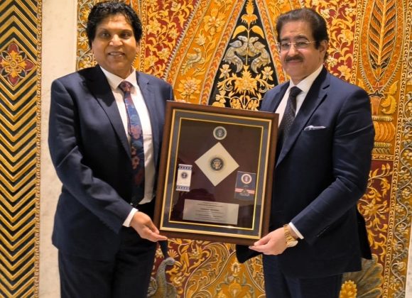 Dr. Sandeep Marwah Honored by Dr. Vijay Prabhakar for Promoting Global Relations Through Art and Culture b4c4f650-c912-4531-bd57-af2bf7b1bf30
