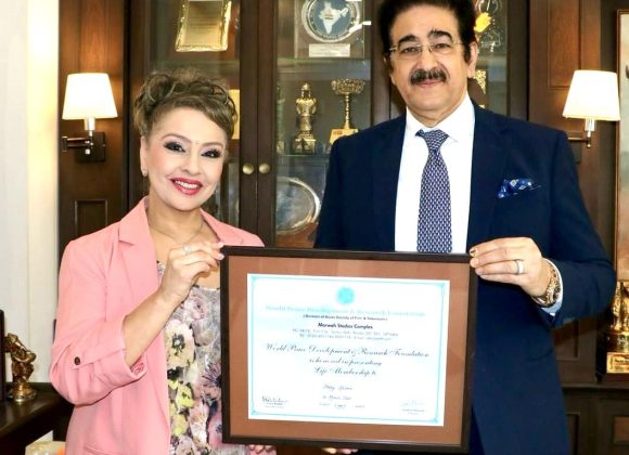 Honey Kalaria Honoured with Life Membership of World Peace Foundation at Marwah Studios 481514857_10160190143581065_4845698308214590469_n