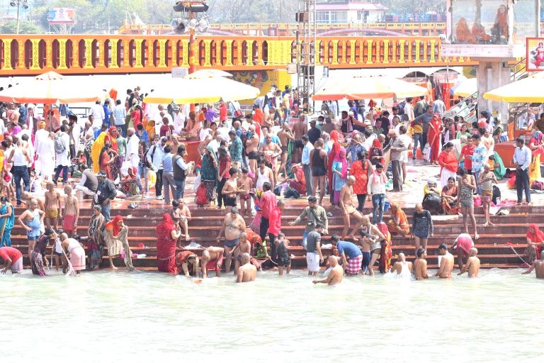 kumbh-7095561_1280