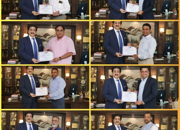 Sandeep Marwah Presents Membership of Indo-Australia Cultural Forum to Delegates from AMON Business Council, Australia 492470229_10160330987991065_4238766042772127938_n