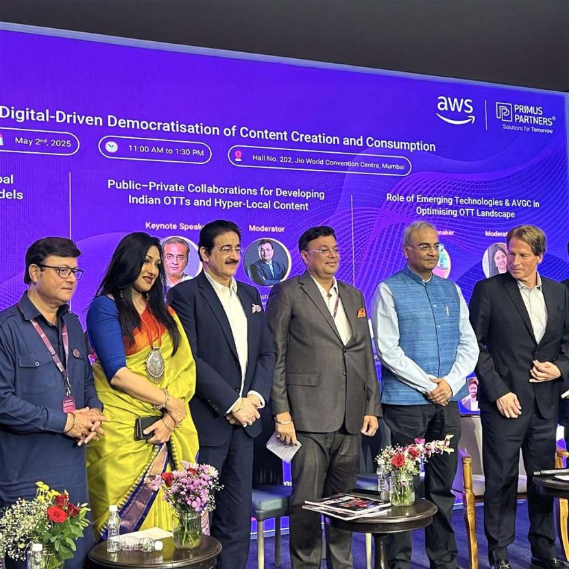 Dr. Sandeep Marwah Wins Hearts at WAVES Summit, for Pioneering Role in Media and Entertainment Industry 495268963_10160374178126065_3080824234118699034_n