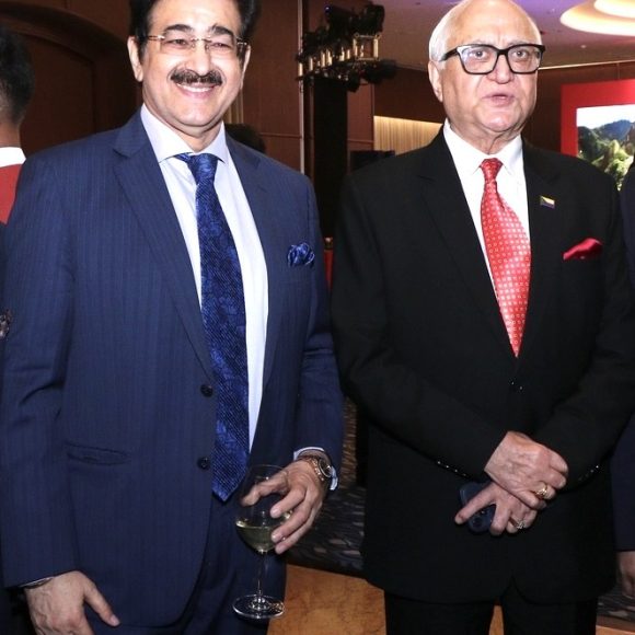 Expand Bilateral Cultural Cooperation