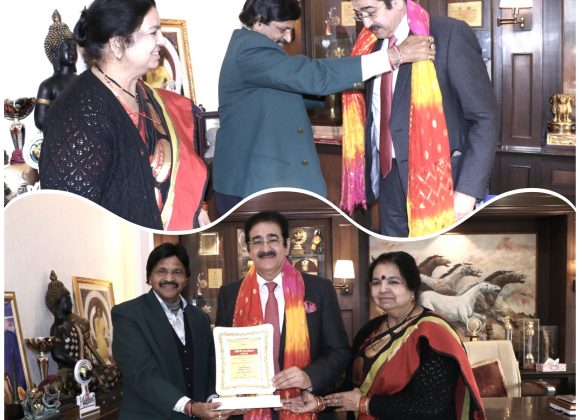 Sandeep Marwah Honoured for 34 Years of Cultural Leadership and 8,500 Global Events 607061883_10161319917626065_3233585184892604317_n