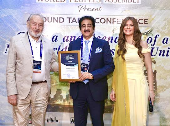 Dr. Sandeep Marwah Honoured by World Peoples Assembly, Russia for Promoting Peace Through Art & Culture 658394275_10245126193189121_2082665649233106730_n