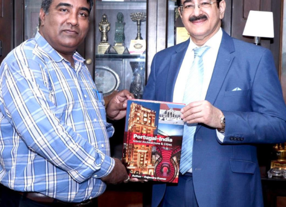 Coffee Table Book on Portuguese Architecture Presented to Indo Portugal Film and Cultural Forum 1