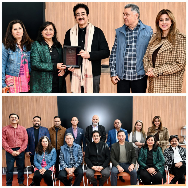 Sandeep Marwah Honoured with Prestigious Literature Award in Sydney 1