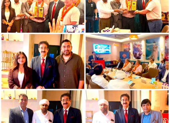 Dr. Sandeep Marwah Honoured at Indo-Australian Business Meet for Strengthening Bilateral Relations Through Art and Culture 759188613_1804187290598768_3878211365477607439_n