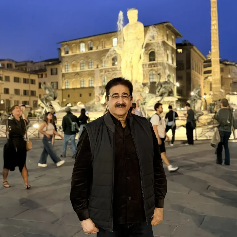 Dr. Sandeep Marwah Explores Florence to Study International Tourism and Cultural Heritage b228200c-f40d-40dd-af1c-e794add0bbfc-1
